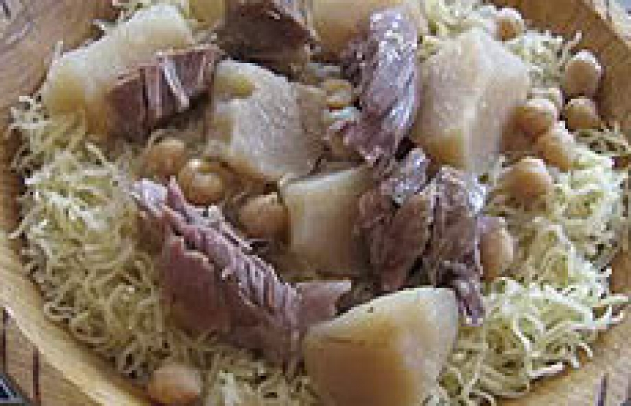 Nouilles vapeur sauce poulet – Rechta Bel Djedj